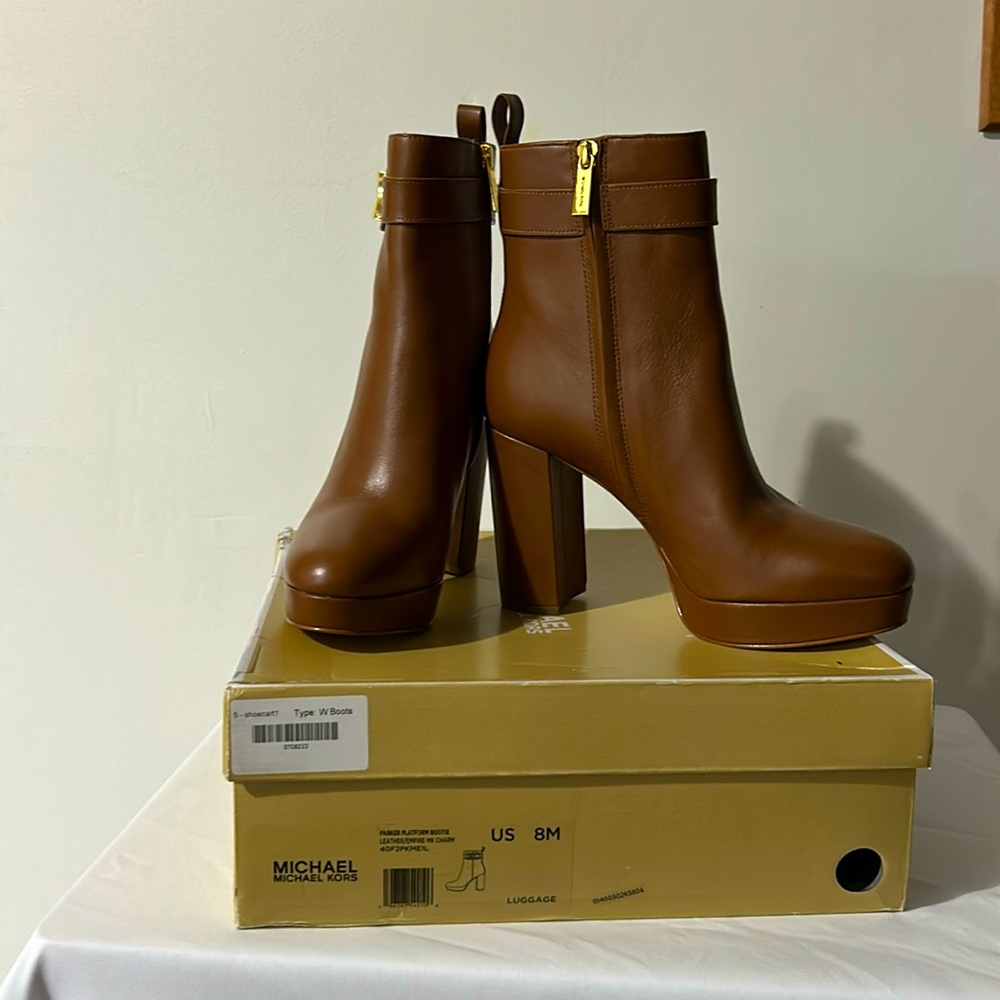 NWT MICHAEL, Michael Kors, Parker Platform Bootie
